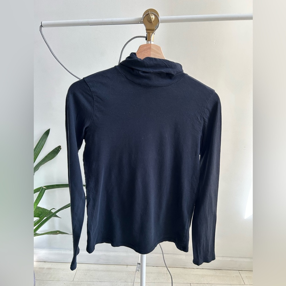 Everlane turtleneck tees bundle - Small